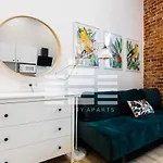 公寓式酒店 Boat Aparts - Dworzec Fabryczna 罗兹