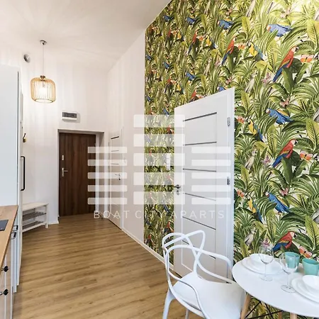 Boat Aparts - Dworzec Fabryczna Apart Otel 3*
