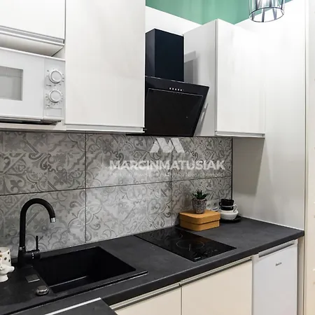 Boat Aparts - Dworzec Fabryczna Aparthotel Lodž