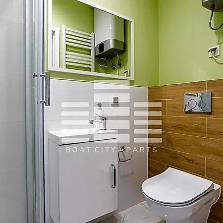 Boat Aparts - Dworzec Fabryczna Apart Otel 3*