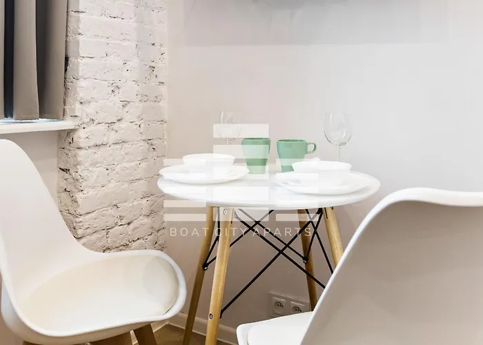 Boat Aparts - Dworzec Fabryczna Lodž