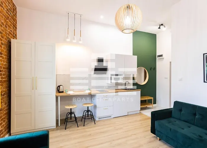 Boat Aparts - Dworzec Fabryczna Aparthotel Lodž