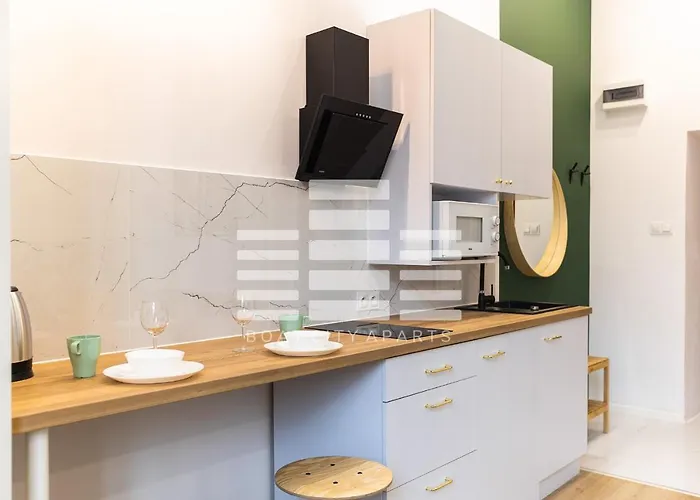 Aparthotel Boat Aparts - Dworzec Fabryczna Lodž