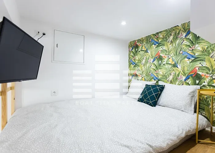 Apart-hotel Boat Aparts - Dworzec Fabryczna Łódź