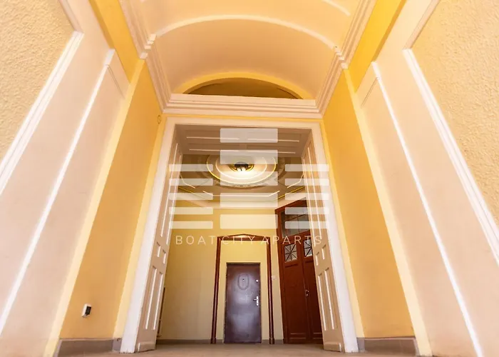 Aparthotel Boat Aparts - Dworzec Fabryczna 3*