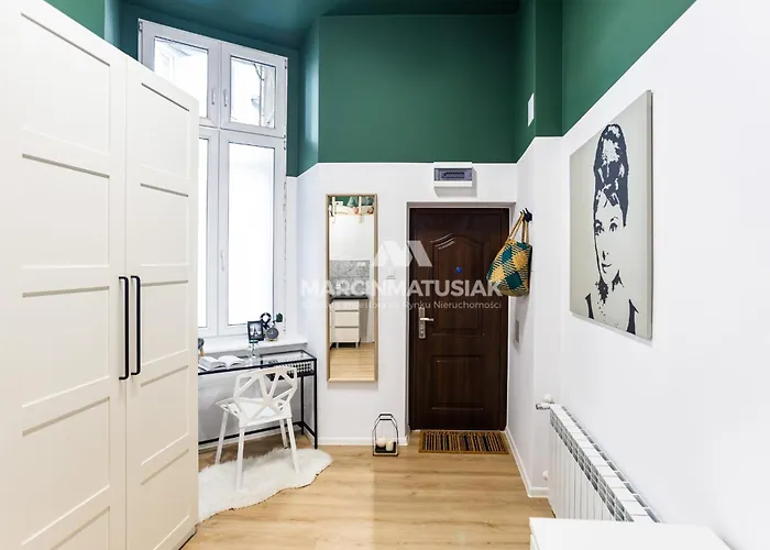 Boat Aparts - Dworzec Fabryczna 3*